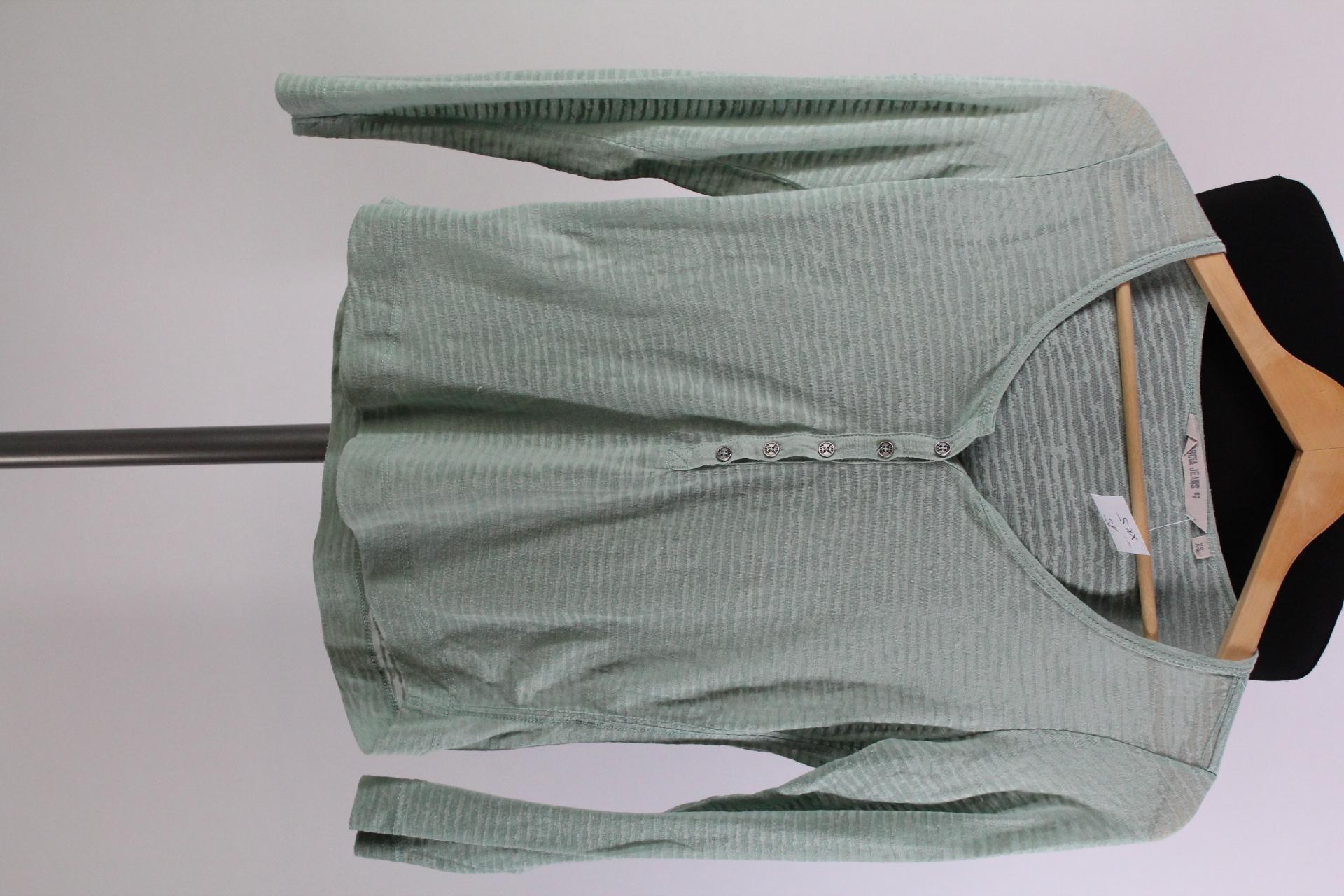 Gracia Jeans Pullover Vorderseite