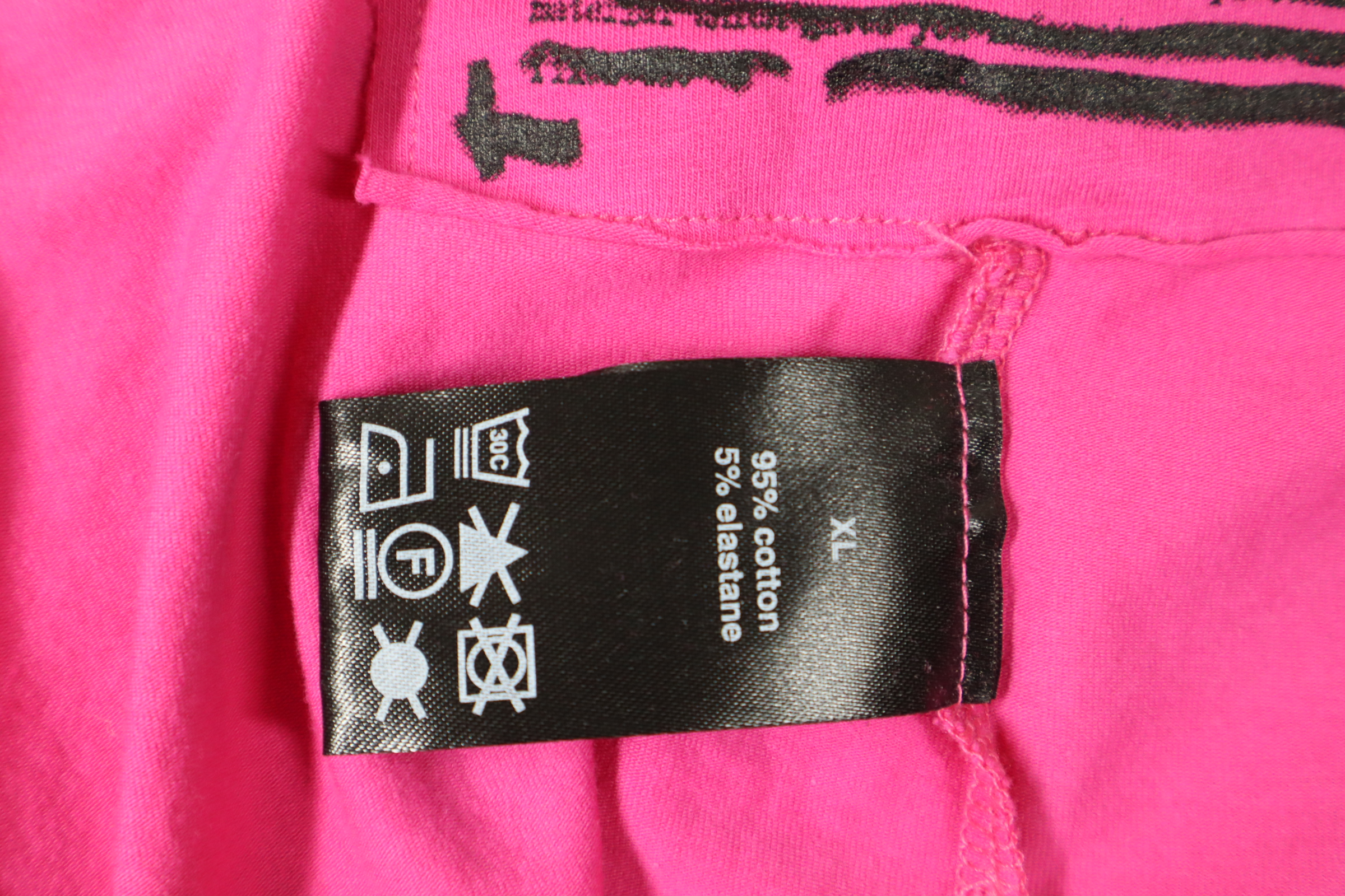 Rundholz Hose Label innen