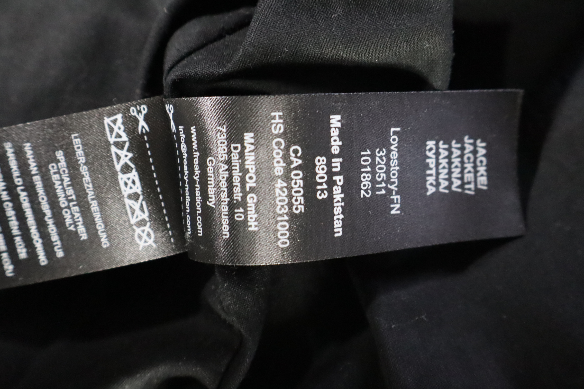 Jacke Schwarz S - 13